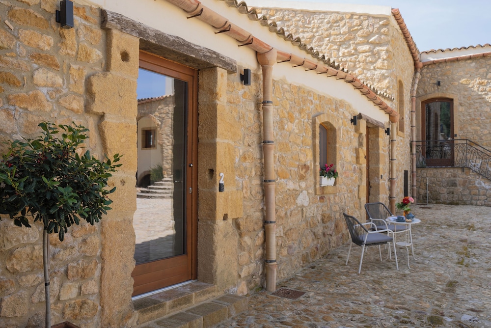 Masseria Santa Barbara