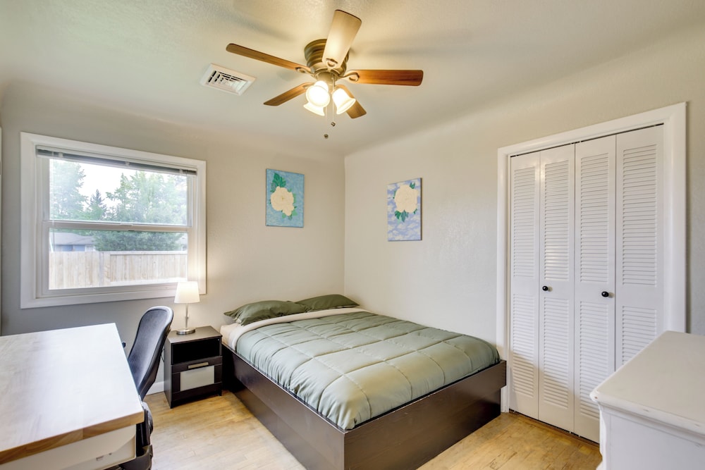 Willamette Valley Family Home w/ Fenced Yard