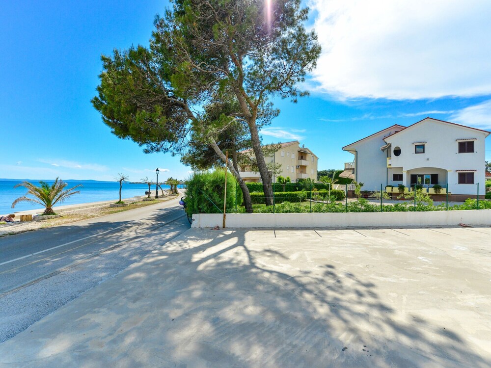 Apartment on Vir Island Near Sandy Beaches