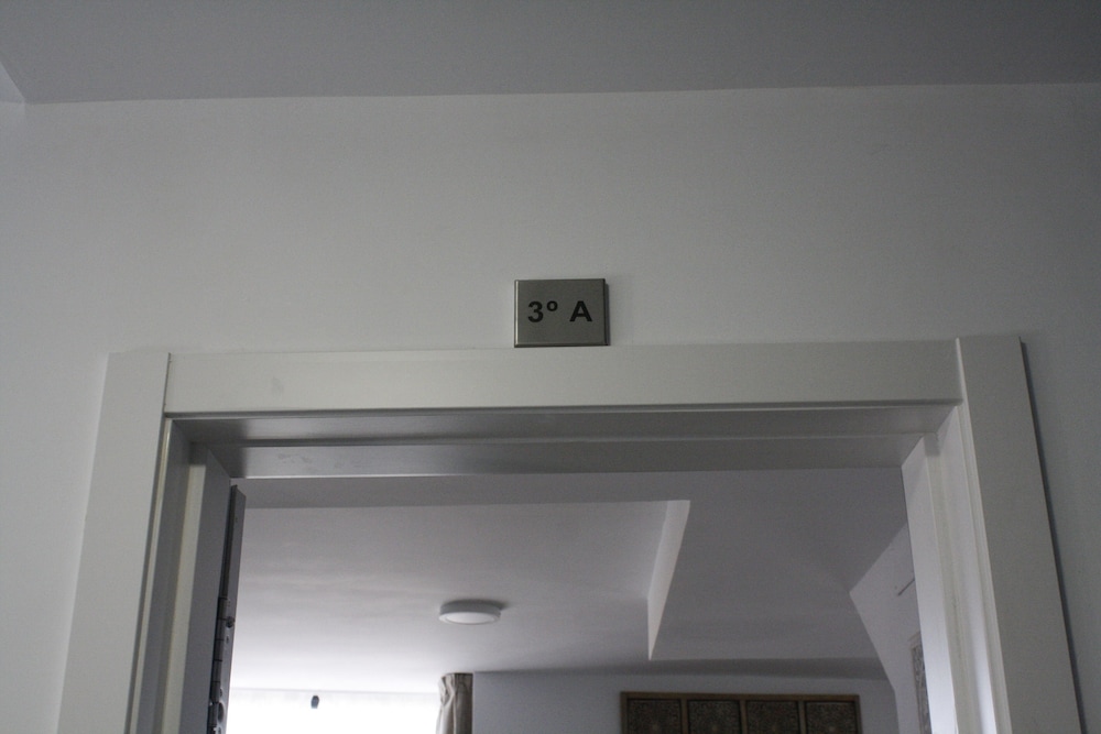 APARTAHOTEL MADRID URBAN SUITES - EDIFICIO EXCLUSIVO - 7 Apartments Boutique Full Equiped - Image 5