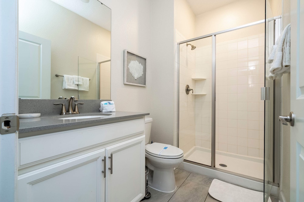 Storey Lake Home Mickey Minions Beds Sleeps 12