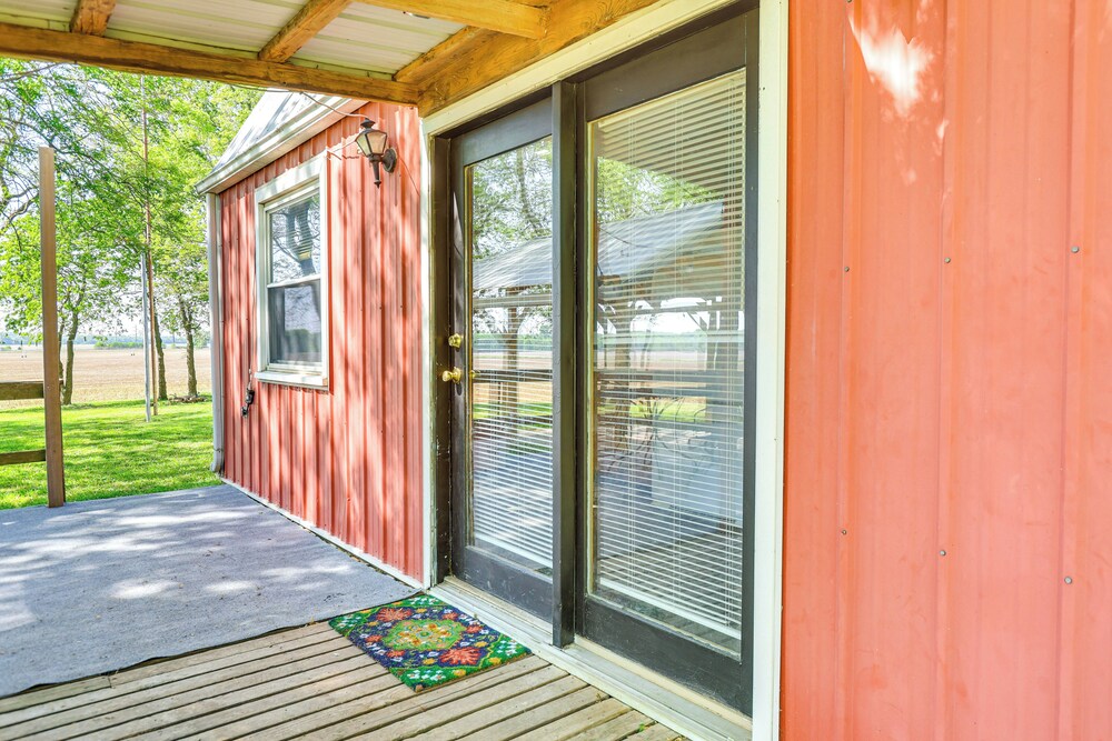 Hunt & Fish: Peaceful Country Escape in Chapman!