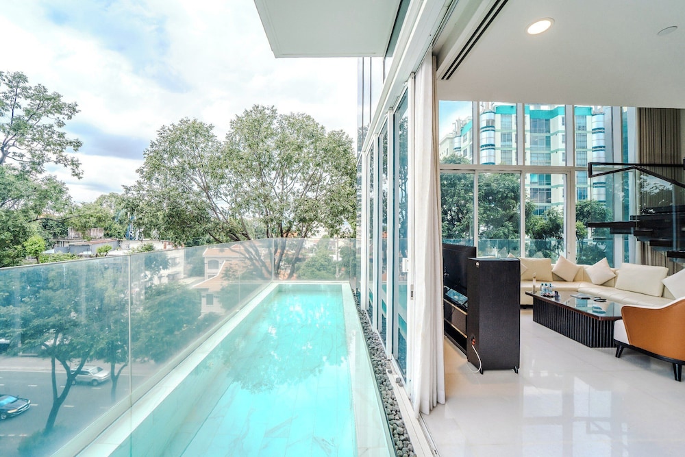 Serenity Luxury Private Pool Villas - Free One Way Airport Shuttle