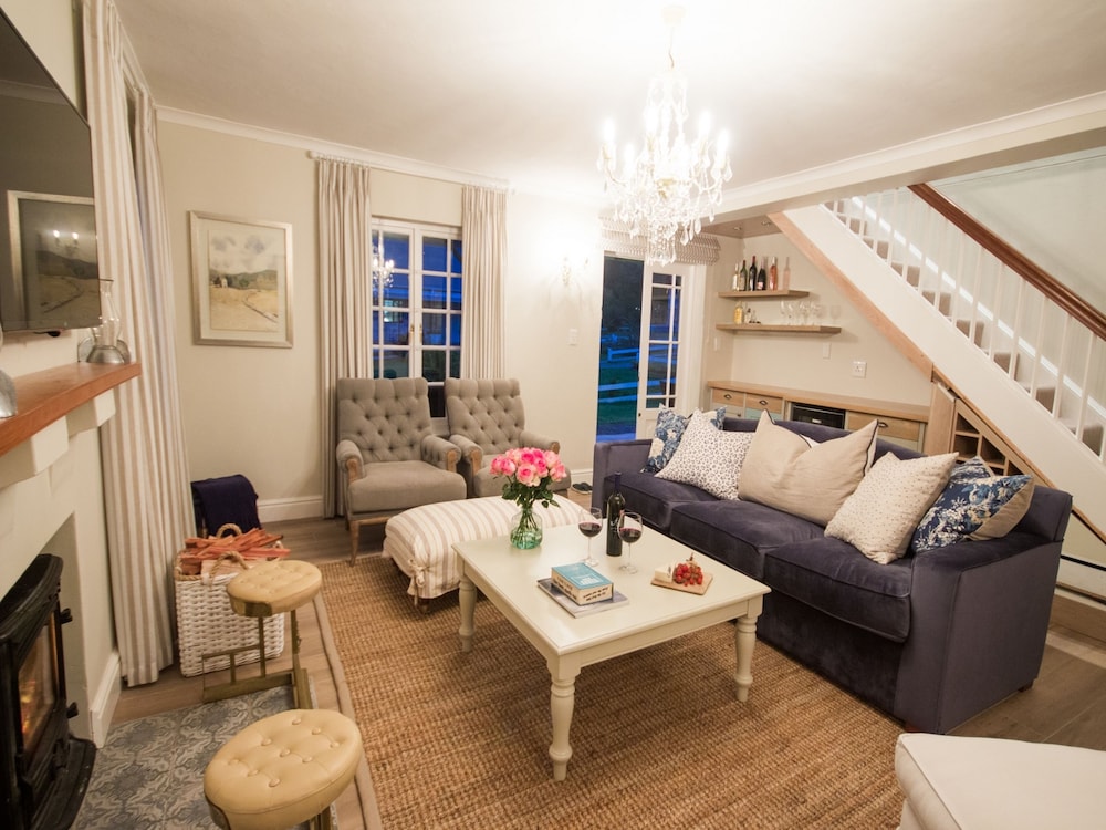 Exquisite Cottage 20