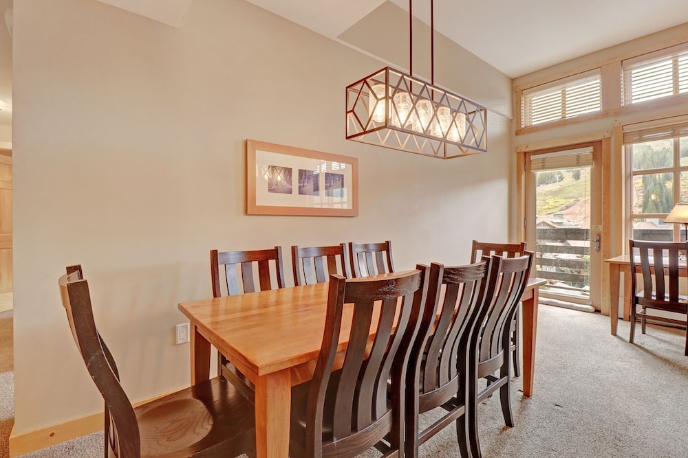 Pp605 Passage Point 3 Bedroom Condo