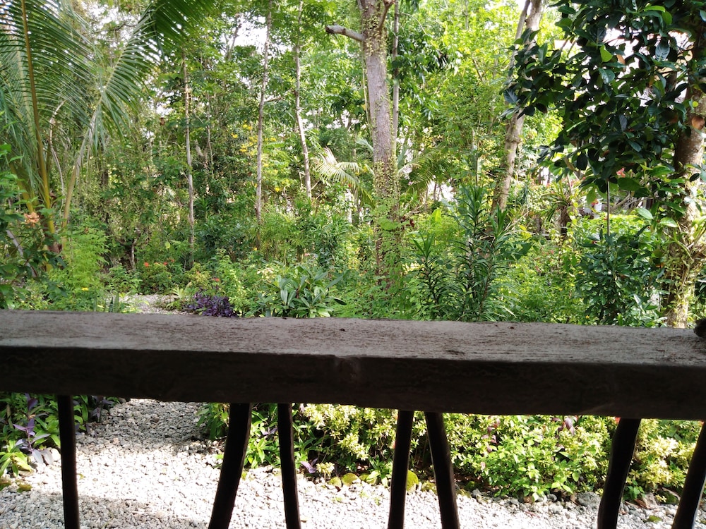 Hambilica Ecolodge