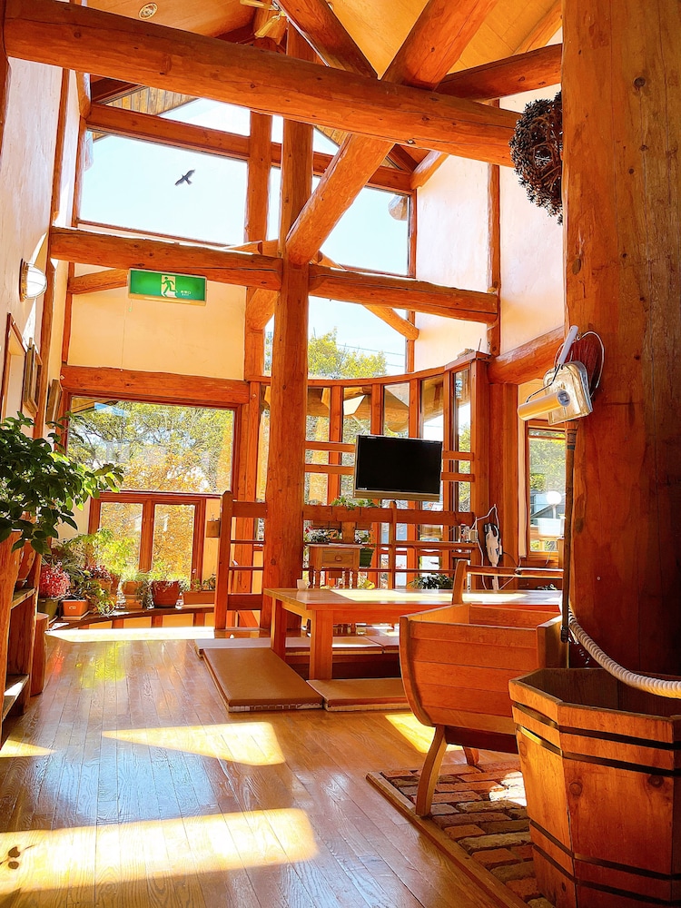 Hakuba Log Hotel Meteor