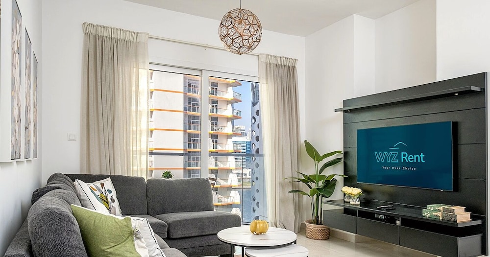 Charming 1 BR in AG Tower - Canal Views