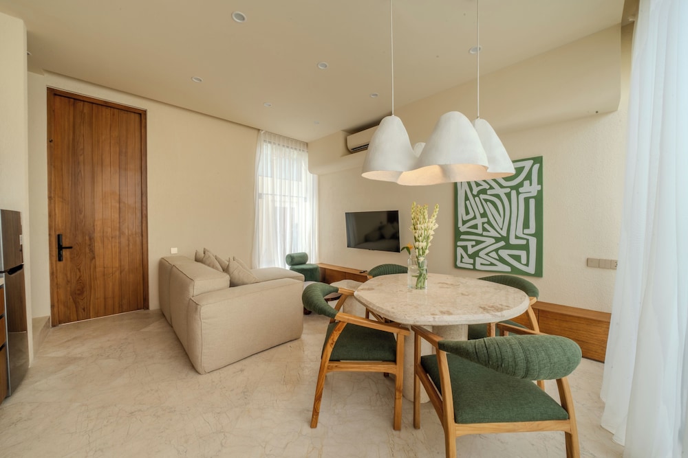 Suom Hotel and Villas