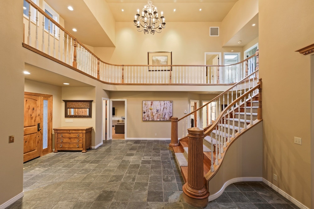Winners Circle 30 5 Bedroom Home