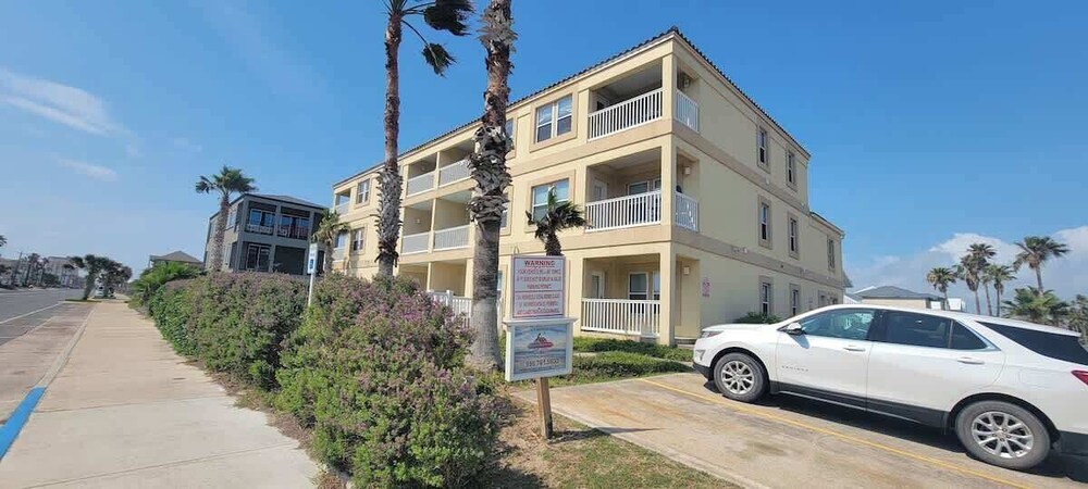 3rd Flr Beachview Luxe - Elevator - Pool - BBQ