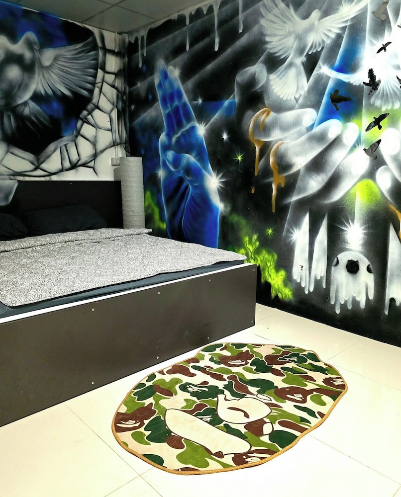 89 Bed & Studio hostel