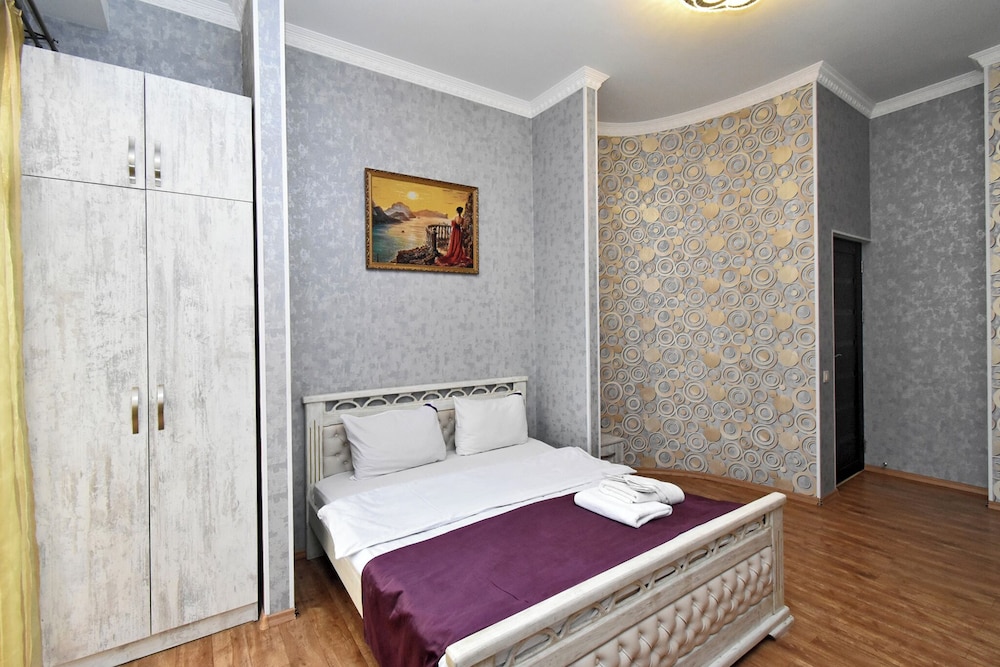 Apartment on Kajaznuni street