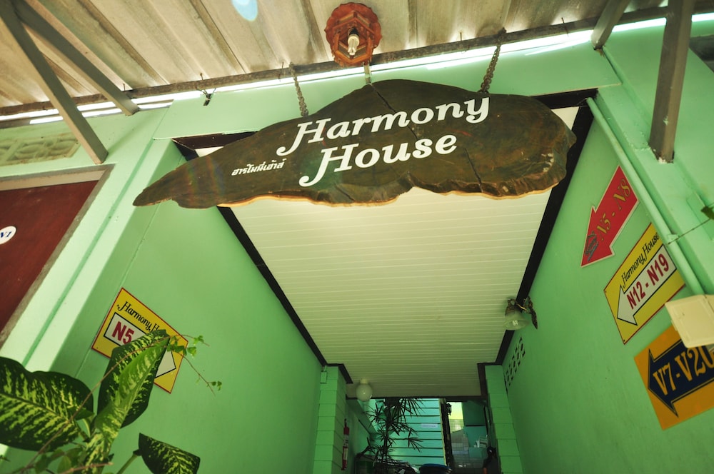 Harmony House - Hostel