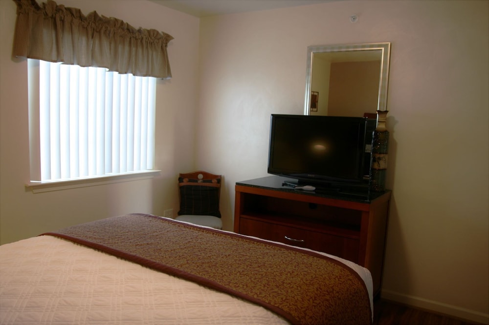 Affordable Suites Charlottesville view 5