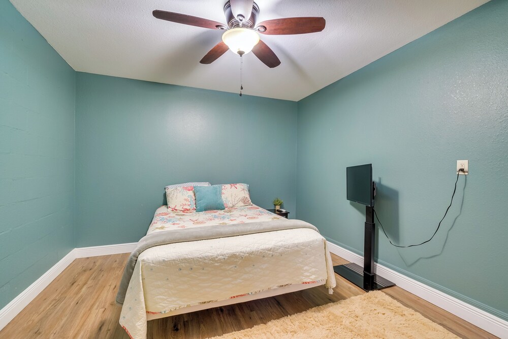 Pet-friendly Ocala Escape w/ Private Pool & Yard! view 3