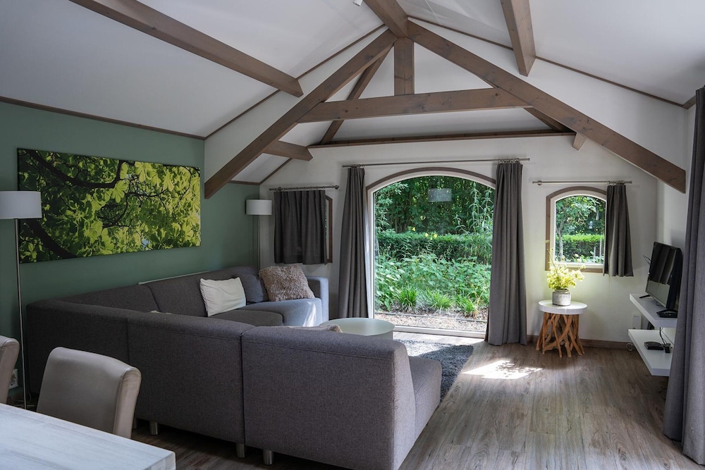 Cottage in Veluwe Near Speulderbos Forest