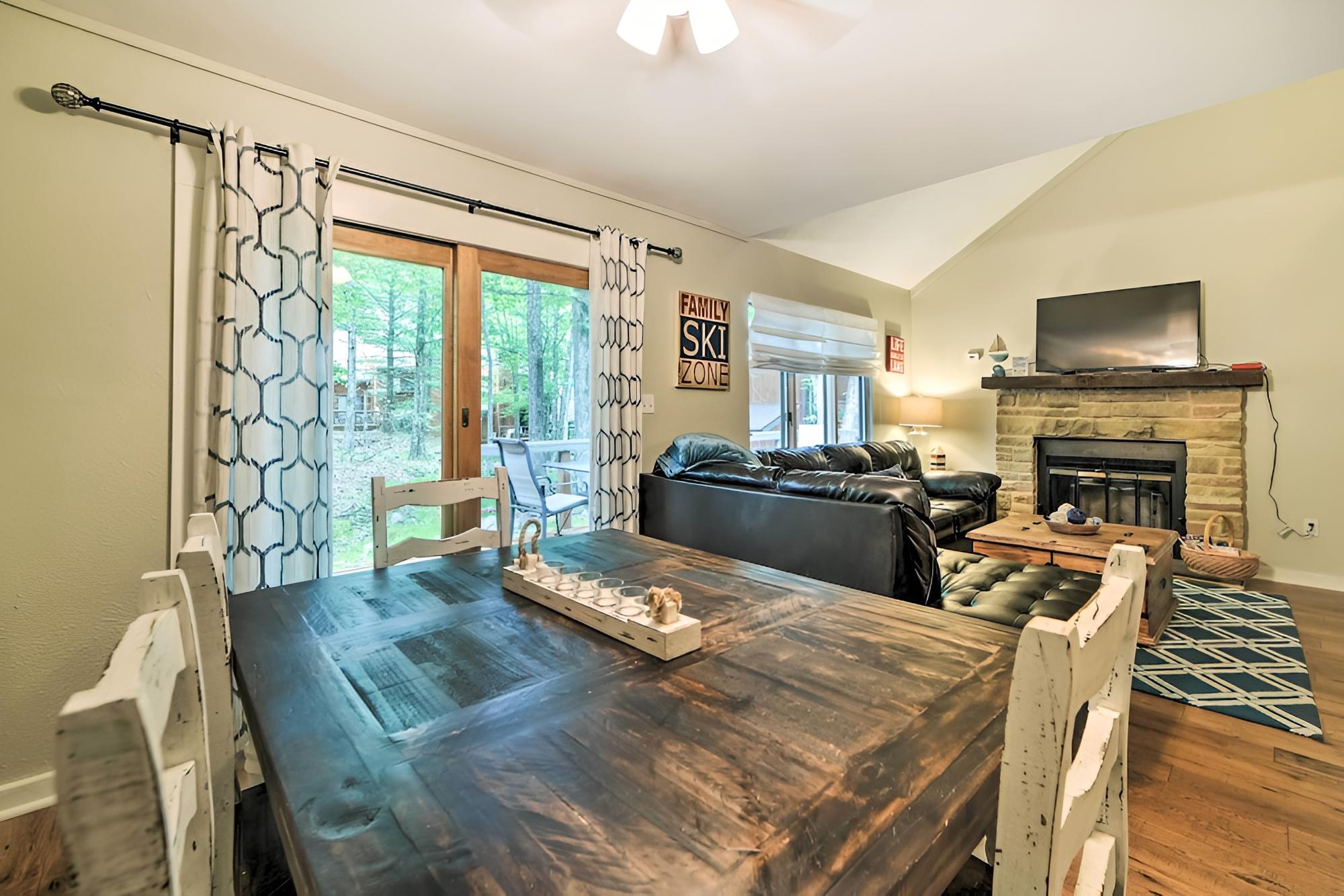Poconos Townhome Near Big Boulder Skiing & Lake! view 2
