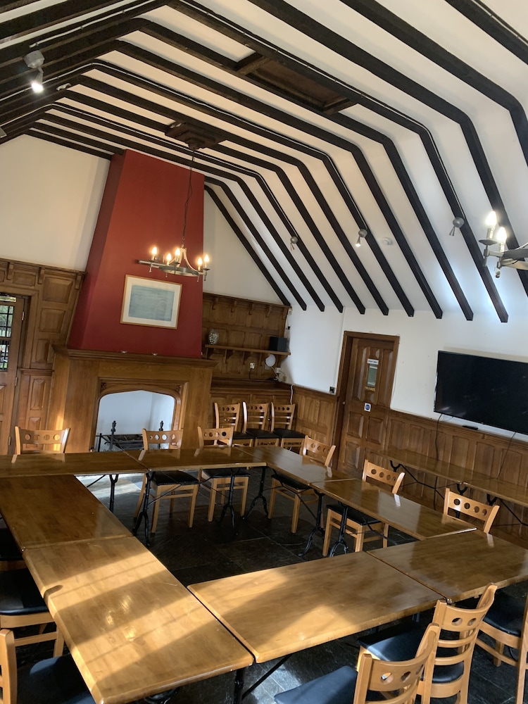 Shepton Mallet Vacations - The Thatched Cottage Inn - Property Image 37