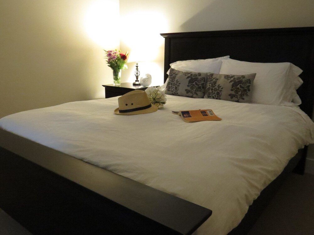 Parksville Vacations - Tanglewood Beach Homes - Property Image 5