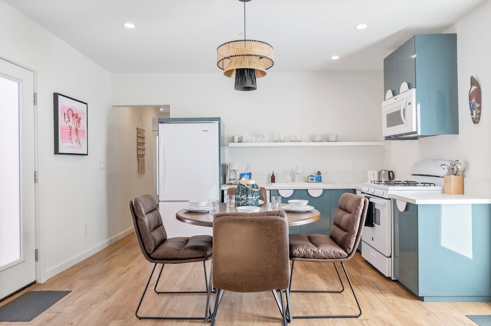 The Gower Street Bungalows by AvantStay