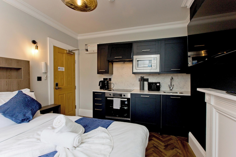 Imperial York Street Apartments