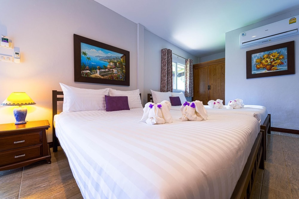 Fantastic Resort Near Town Location BS88