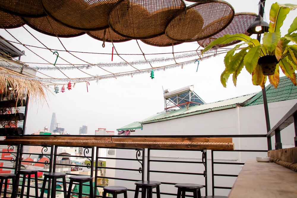 Mobylette Saigon Hostel - Adults only