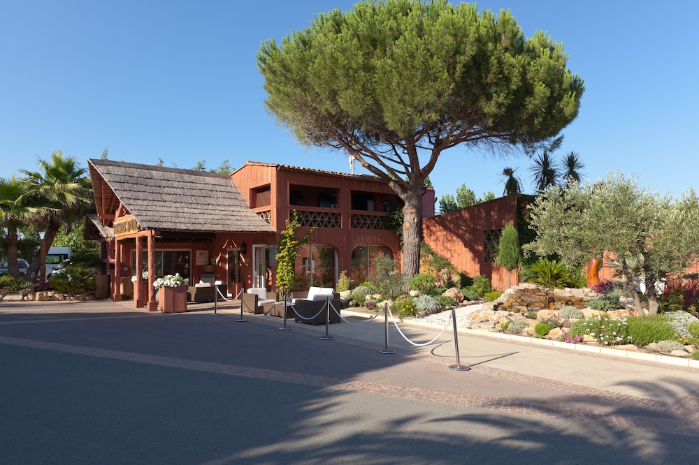La Toison d'Or Resort & Spa