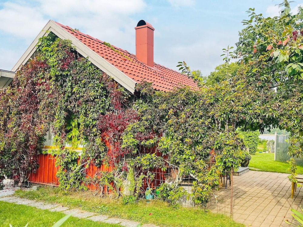 6 Person Holiday Home in Vaxjo-by Traum view 5