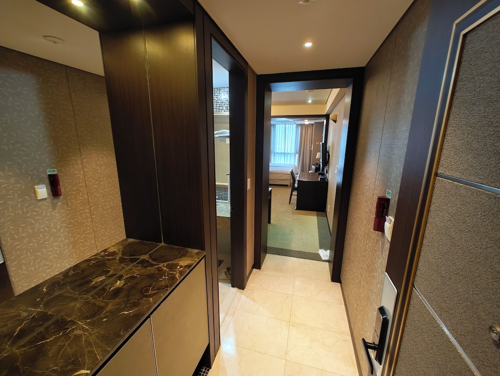 W Residence Hotel Centum City 31