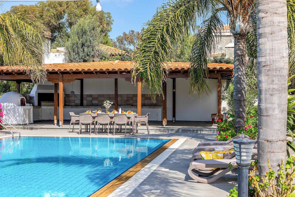 Cape Greco Palm Trees Villa