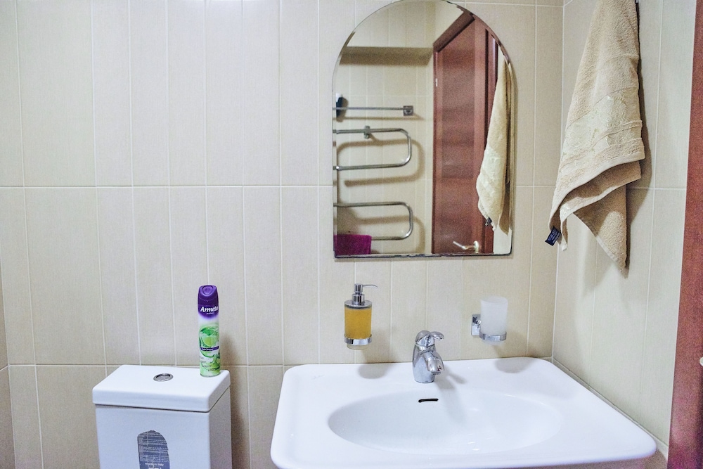 HotHos Hostel