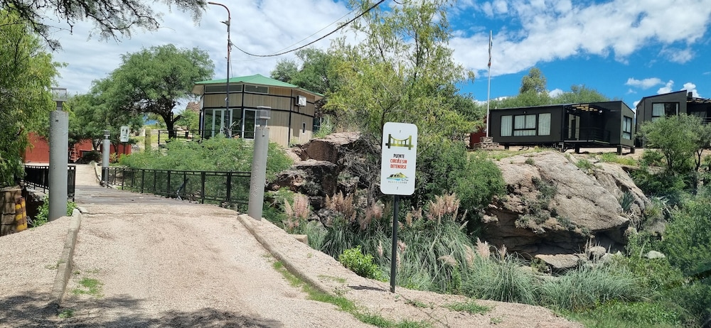 HUACO LODGE