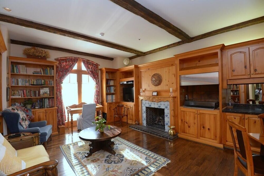 Hamilton Guest House by Elevate Rooms - Image 3