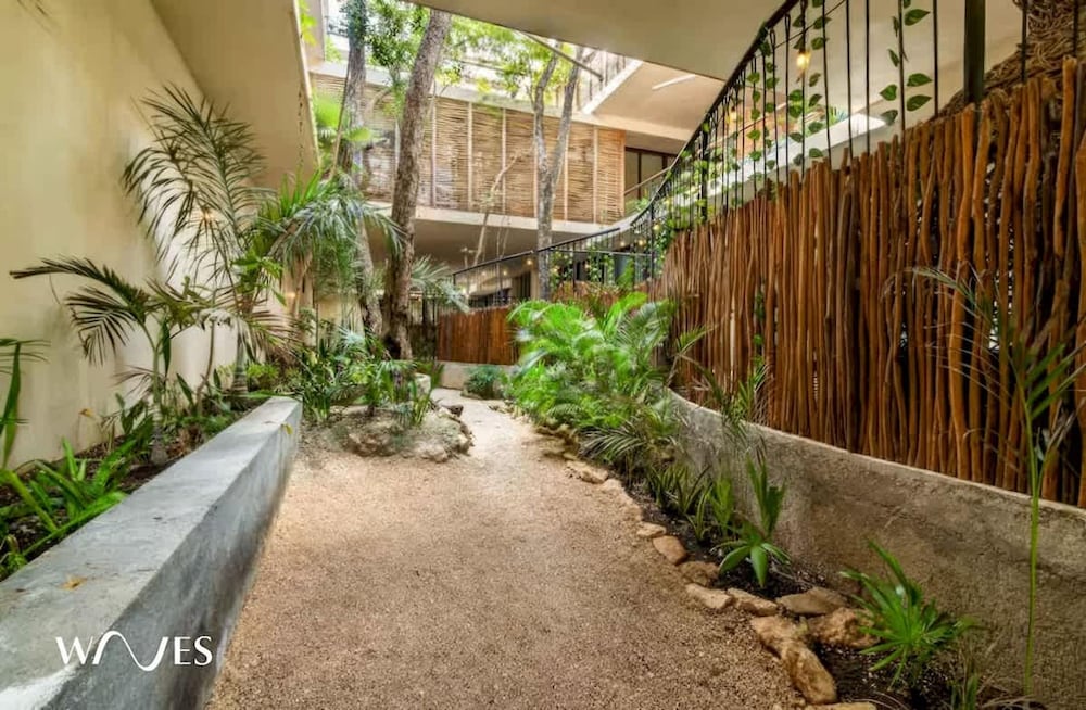Great Located 2 Br w Terrace Private Pool