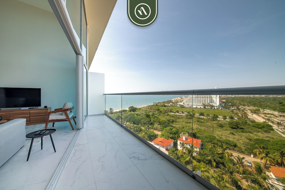 Apartments with Beach Access
