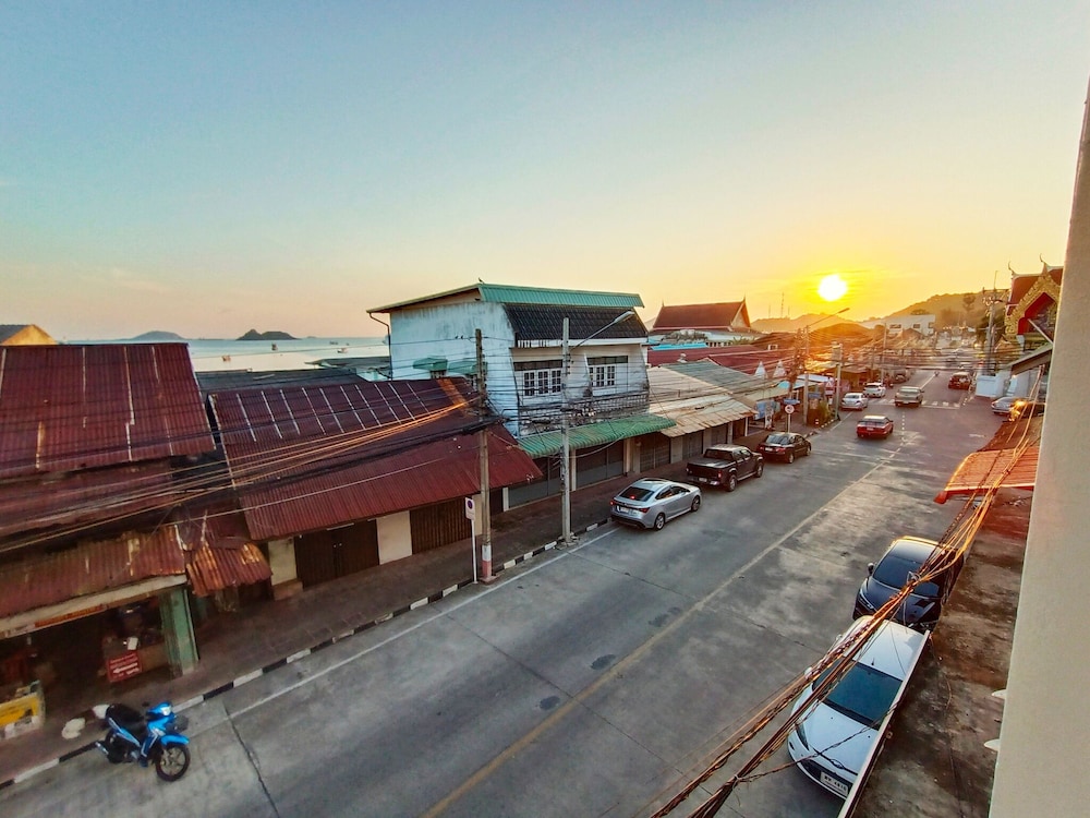 Sattahiptale Boutique Guest House & Hostel