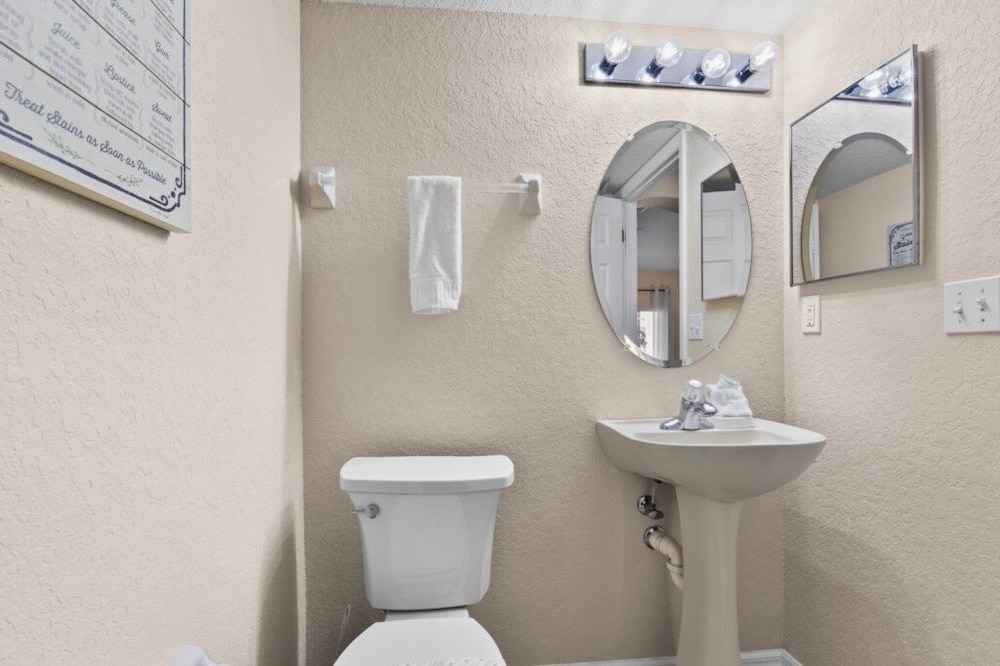 Relaxing Townhome In Regal Oaks Resort By Old Town 3 Bedroom Townhouse