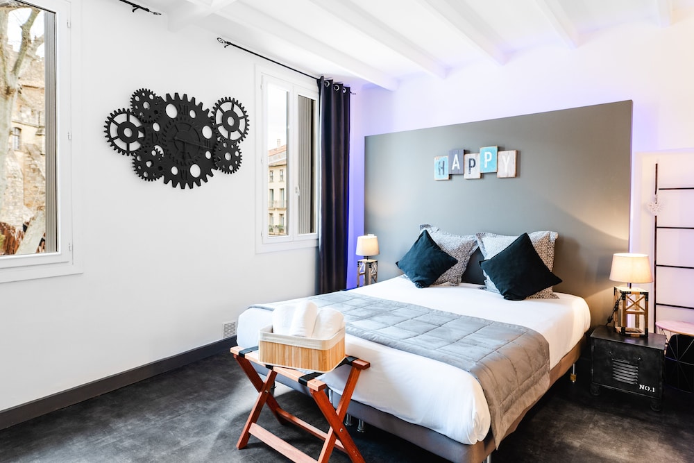 hotel room