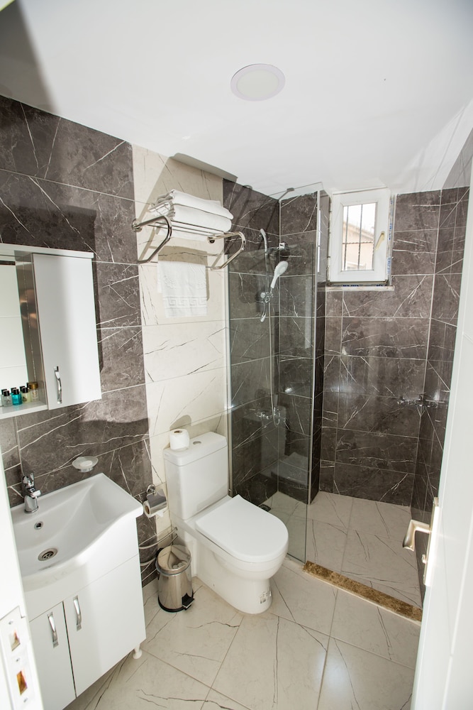 Corner Garden Otel - Image 30