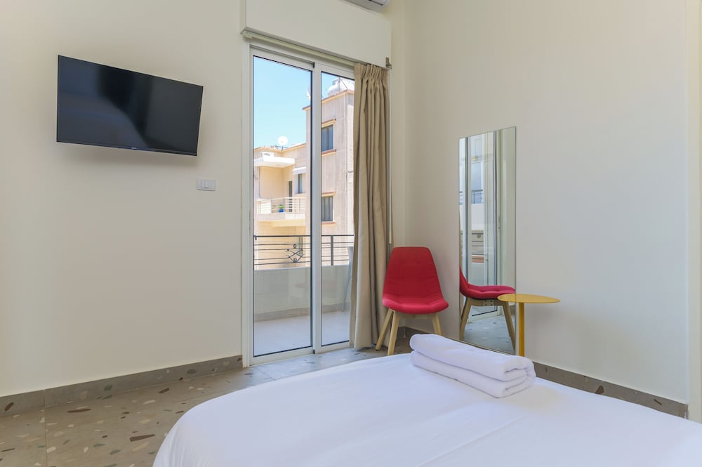 Calliope 2-BR Apartment in Gemmayze