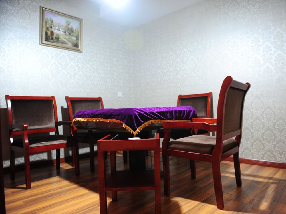GreenTree Inn GanZhou Zhanggong District SanKang Temple RT-MART Express Hotel