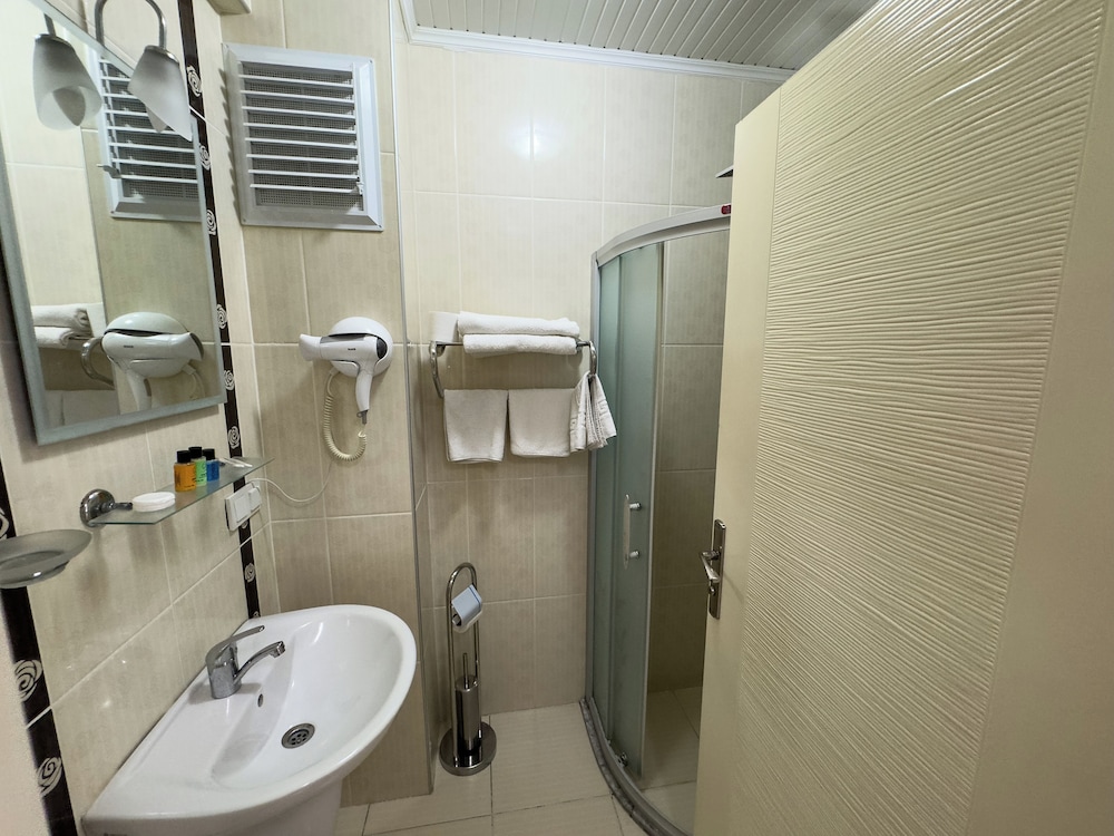 Sardunya Otel - Image 17