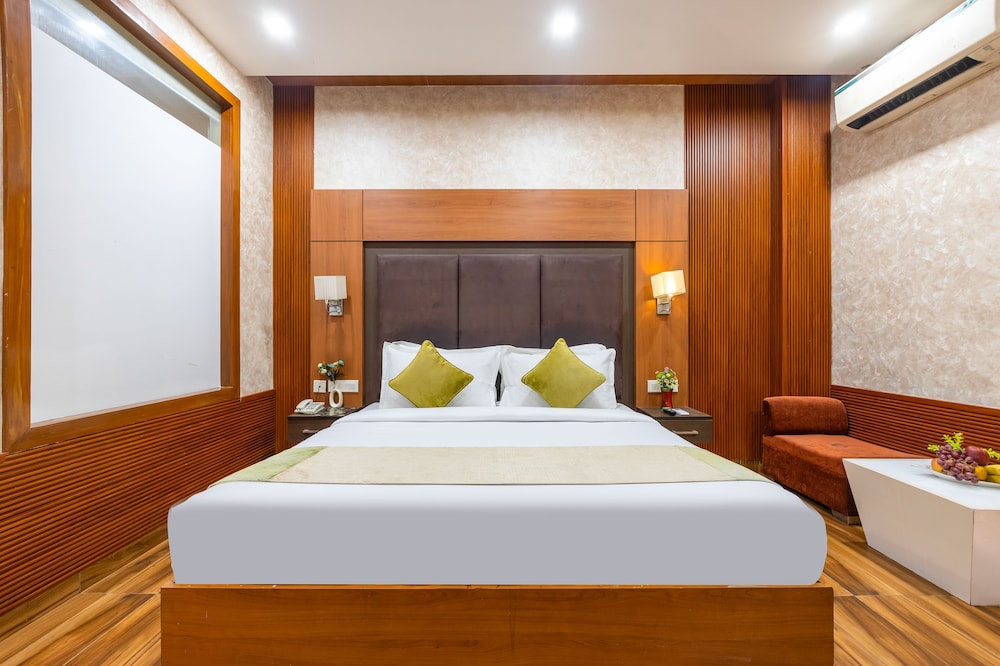 The global hotel by golden place