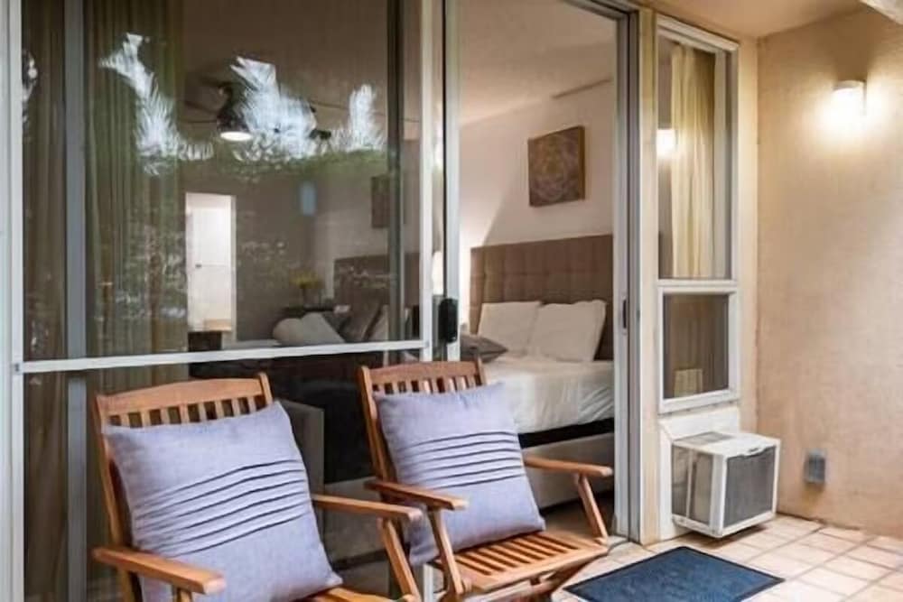 Signature Residences at Maui Banyan