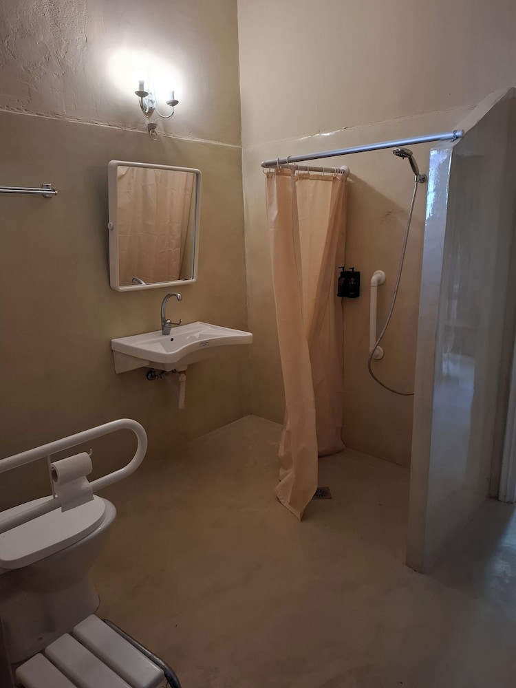 Suli Residences