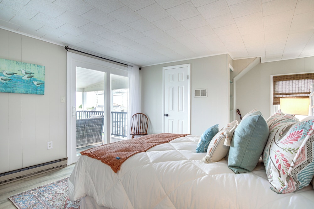 Unique Tangier Cottage w/ Chesapeake Bay Views!