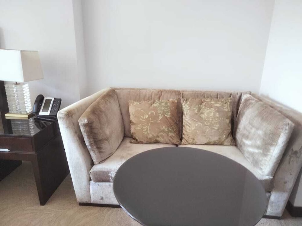 Luxury Address Res Dubai Marina 1BR-2514