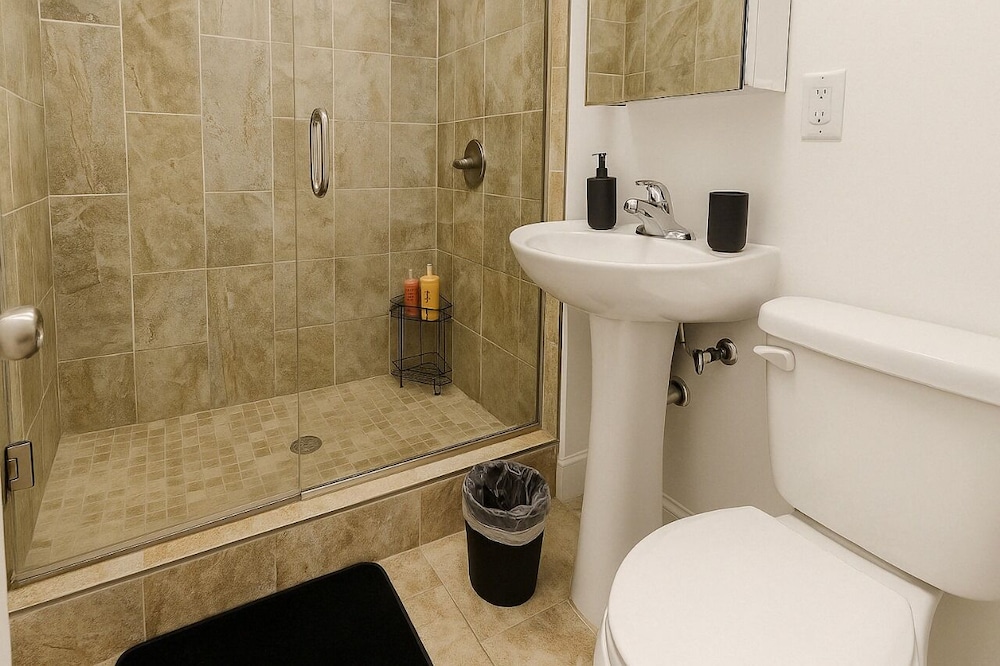 2BR Living - Halsted rep - Image 3